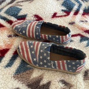 Tom’s American Flag Shoes